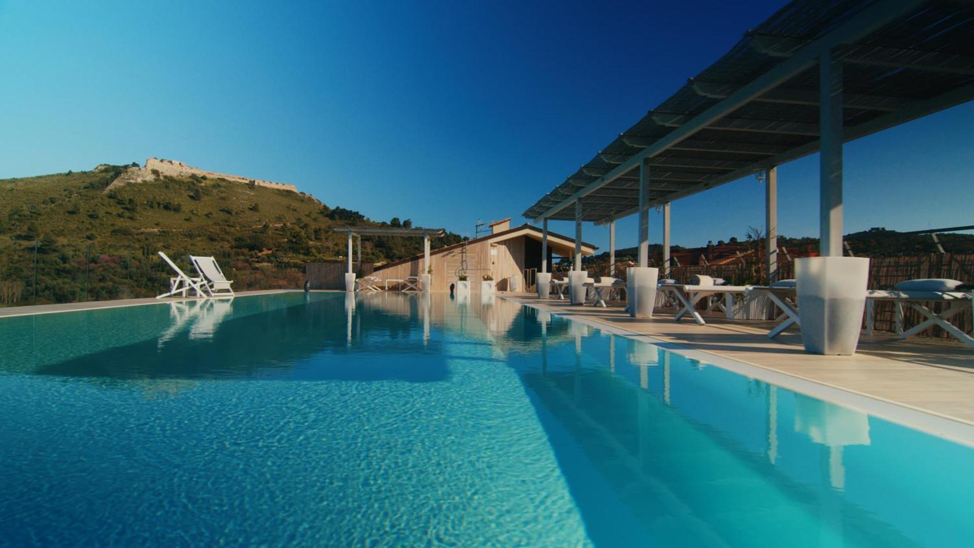 A Point Porto Ercole Resort&Spa Exterior foto